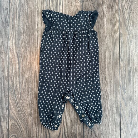 Baby Girl Outfits 3m - 6m Old Navy Carter’s romper shirt pants jumper socks - Picture 7 of 10